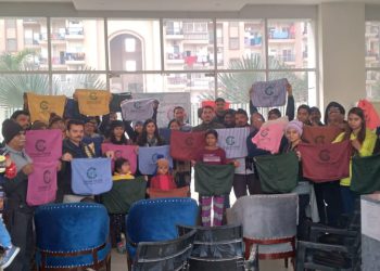 ग्रीन आर्च व महागुन मायवुड्स सोसाइटियों में भी सुरु हुआ थैला बैंक