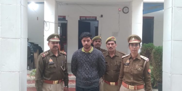 नाबालिग से दुष्कर्म के आरोपी को पुलिस ने गिरफ्तार कर भेजा जेल