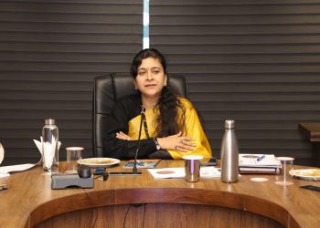 ग्रेटर नोएडा अथॉरिटी में लीज प्लान जारी करने में देरी पर सीईओ ने लगाई फटकार