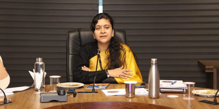 ग्रेटर नोएडा अथॉरिटी में लीज प्लान जारी करने में देरी पर सीईओ ने लगाई फटकार