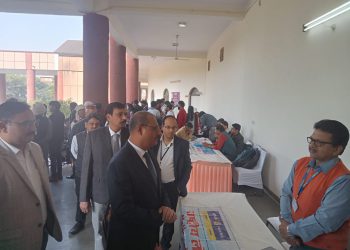 राष्ट्रीय लोक अदालत में 142609 वादों का हुआ निस्तारण, समझौते में 28.40 करोड़ धनराशि हुई प्राप्त।