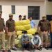 एक करोड़ 20 लाख रुपये के अवैध गाँजे के साथ दो शातिर तस्करों को पुलिस ने किया गिरफ्तार।
