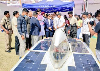 पर्यावरण को शुद्ध रखने के लिए भविष्य में इलेक्ट्रिक व्हीकल को बढ़ावा देना जरूरी- धीरेंद्र सिंह