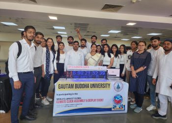 पृथ्वी दिवस पर जीबीयू मे दुनिया की सबसे बड़ी वैश्विक मौसम घड़ी संयोजन तथा प्रदर्शन कार्यक्रम का हुआ आयोजन