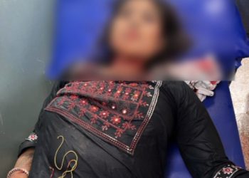 ग्रेनो में दिनदहाड़े पति व देवर महिला पर किया जानलेवा हमला कर हुए फरार, गंभीर हालत में महिला ने राहगीरों लगाई मद्त की गुहार