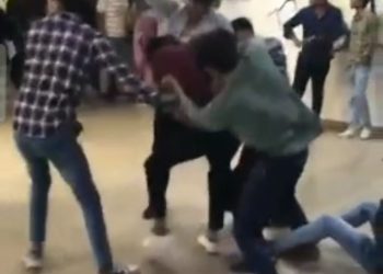 गलगोटिया यूनिवर्सिटी में छात्रों के दो गुटों में जमकर हुई मारपीट, वीडियो वायरल
