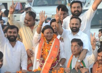 आगरा की मेयर बनीं हेमलता दिवाकर: बसपा प्रत्याशी डॉ. लता वाल्मीकि को 1.08 लाख वोटों से हराया