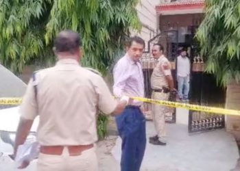 Delhi Crime: पत्नी ने मांगा तलाक तो दो किलर्स को दे दी सुपारी, पढ़ें कत्ल की पूरी कहानी
