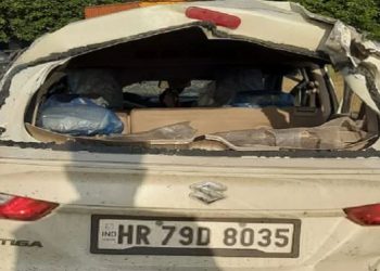 Greater Noida News: यमुना एक्सप्रेसवे पर पलटी तेज रफ्तार कार; महिला सिपाही समेत दो की मौत, 7 गंभीर