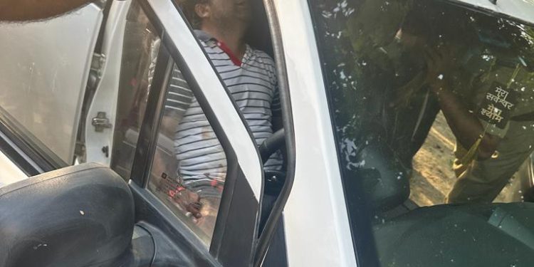 सॉफ्टवेयर इंजीनियर का कार में मृत अवस्था में मिला शव सुसाइड या हत्या पुलिस जांच में जुटी