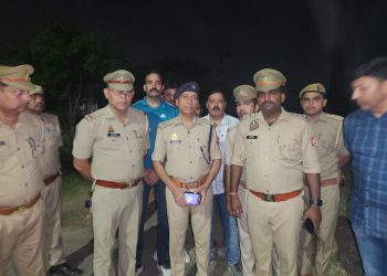 चैकिंग के दौरान पुलिस की बदमाशो से हुई मुठभेड़, एक बदमाश के पैर में लगी गोली दो फरार