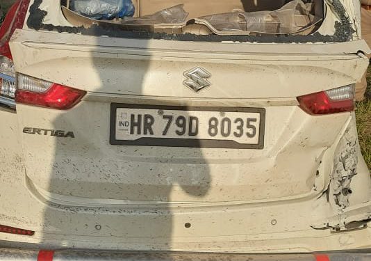 यमुना एक्सप्रेस वे पर डिवाइडर से टकराई कार, महिला पुलिसकर्मी सहित चालक की मौत