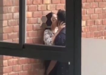 निजी यूनिवर्सिटी में छात्र और छात्रा किसिंग और अश्लील हरकतें करते हुए वीडियो हुई वायरल