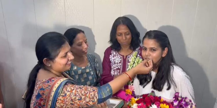 यूपीएससी में ग्रेटर नोएडा की इशिता किशोर ने प्रथम स्थान प्राप्त किया, जाने जीत का फॉर्मूला