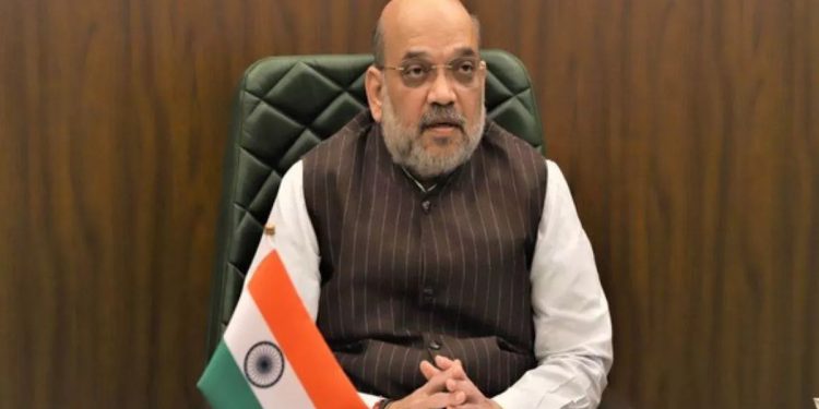 मणिपुर हिंसा की जांच के लिए आयोग का गठन, अमित शाह ने की NH-2 से नाकेबंदी हटाने की अपील