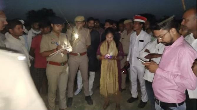 गंगा से वालीबॉल निकालने गए किशोर सहित तीन डूबे, हादसे से सहमे लोग, मची चीखपुकार