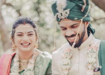 शादी के बंधन में बंधे ऋतुराज गायकवाड़, पत्नी उत्कर्षा पवार संग शेयर की खूबसूरत तस्वीरें