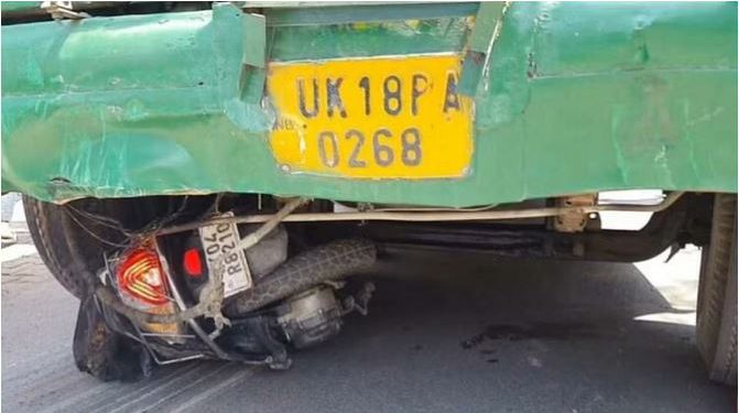 रामनगर में बेकाबू बस ने दो स्कूटी सवारों को रौंद दिया, दोनों की दर्दनाक मौत