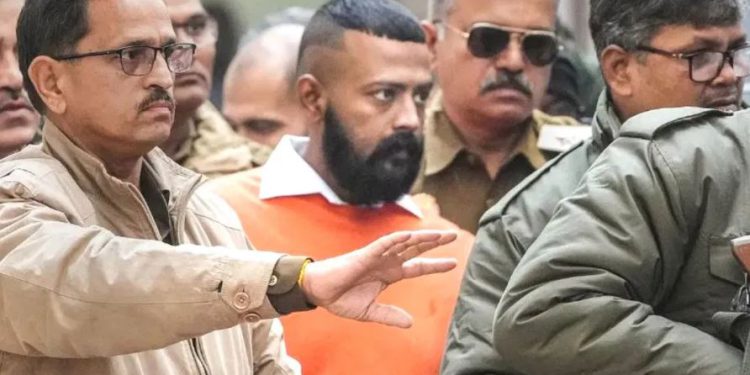 बलासोर ट्रेन हादसे के पीड़ितों को 10 करोड़ रुपए देना चाहता है जेल में बंद महाठग सुकेश, रेलमंत्री से पत्र लिखकर कहा…