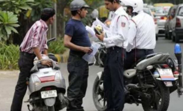 UP में गाड़ी मालिकों को बड़ी राहत, योगी सरकार ने माफ किया 5 साल का ट्रैफिक चालान, जानें डिटेल