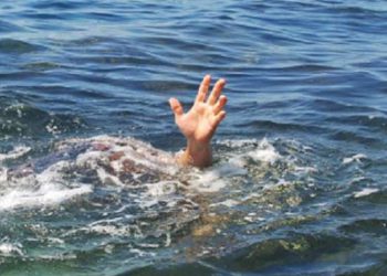 संगम में पलटी नाव, गंगा स्नान के लिए आए पांच युवक डूबे