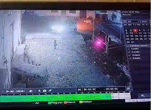 कानपुर में कार से कुचला मासूम तुरंत खड़ा होकर चलने लगा, वीडियो कर देगा हैरान