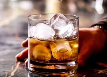 दिल्ली में चार दिन बंद रहेंगी शराब की दुकानें, केजरीवाल सरकार ने घोषित किया ड्राई डे