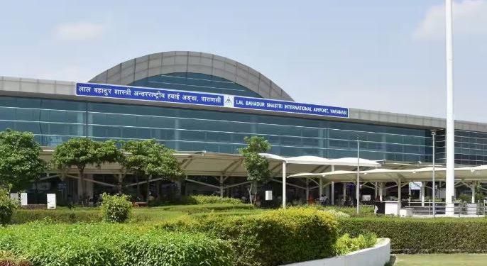 वाराणसी एयरपोर्ट पर अब FASTag से कटेगा पार्किंग शुल्क, जानिए पूरी डिटेल