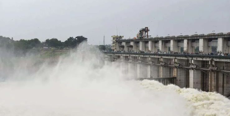 दिल्ली में फिर तबाही मचाएगी यमुना? हथिनीकुंड बैराज से छोड़ा गया 2 लाख क्यूसेक पानी