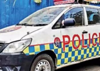 Greater Noida: प्रेमी संग निजी पल बिता रही थी मां, आठ साल के मासूम ने देखा तो पानी में डूबोकर मार डाला