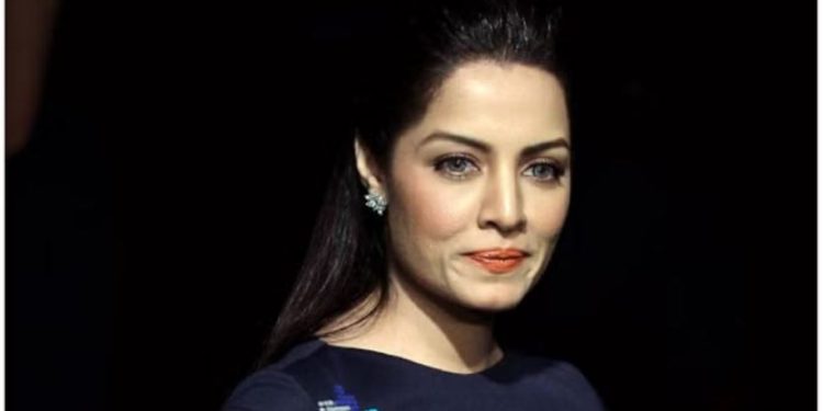 PAK समीक्षक के खिलाफ एक्शन मोड में सेलिना जेटली, फिरोज-फरदीन खान संग संबंधों का लगाया था आरोप