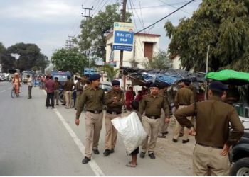 देहरादून के इस VIP इलाके में कूडे़दान में मिला महिला का शव