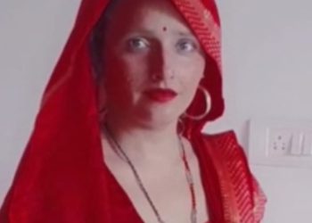 पब्जी खेलते हुए प्यार के बाद पाकिस्तान से तीन बच्चो सहित रबूपुरा पहुंची महिला