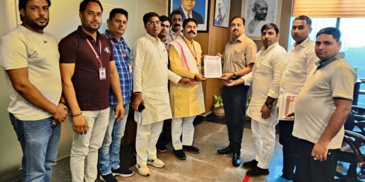  किसानों को प्राइवेट हॉस्पिटल एवं स्कूलों में कानून बनने के बाद भी नहीं मिल रही छूट