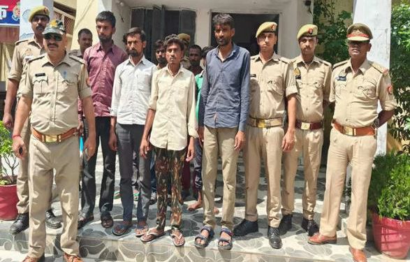 बांदा: मानसिक रूप से विक्षिप्त महिला के साथ गैंगरेप, 8 आरोपी अरेस्ट