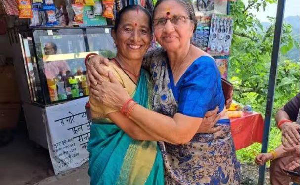 जब CM योगी की बहन से मिलीं PM मोदी की बहन, एक-दूसरे को लगाया गले, हुई ये बातचीत