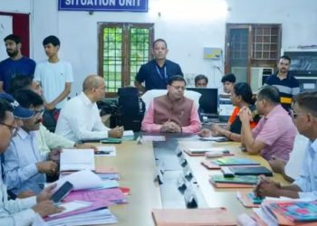 गौरीकुंड में हुए भूस्खलन में चार शव बरामद, 19 लोग लापता, हादसे की दर्दनाक तस्वीरें