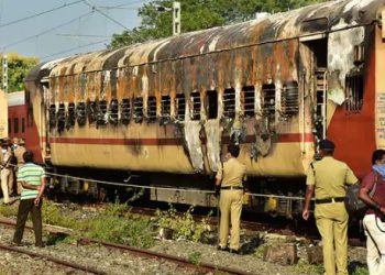 मदुरै रेलवे यार्ड के पास प्राइवेट बोगी में आग लगी: 10 की मौत, 20 से ज्यादा लोग घायल; गैस सिलेंडर के कारण हुआ हादसा