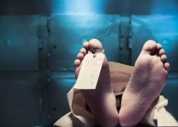 Noida: बंद पड़ी बिल्डिंग में दंपती ने सातवें फ्लोर से कूदकर दी जान, पुलिस ने शवों को पोस्टमॉर्टम के लिए भेजा