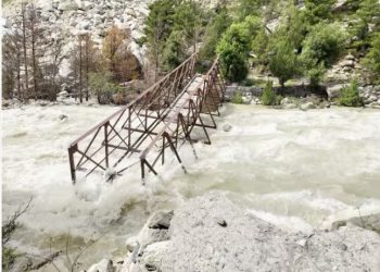 चीन सीमा को जोड़ने वाला चोरगाड नदी पर बना बैली ब्रिज टूटा, सेना और ITBP जवानों को रेकी में मुश्किल