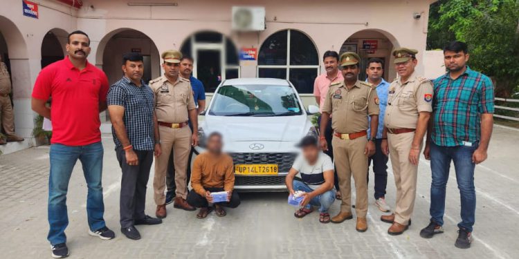 बिसरख पुलिस ने कैब लूट का 48 घंटे में किया खुलासा, लूटी हुई कैब सहित अन्य समान बरामद