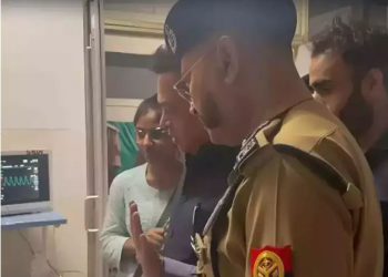 सरयू एक्सप्रेस में महिला सिपाही पर जानलेवा हमला मामला: आरोपी की सूचना देने वाले को STF देगी एक लाख का इनाम, मोबाइल नंबर जारी