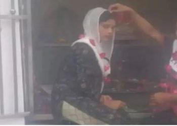 बदायूं लेस्बियन मैरिज: पति को छोड़ गर्भवती महिला ने सहेली से भरवा लिया अपनी मांग में सिंदूर