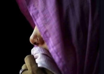 स्पा सेंटर में पड़ा पुलिस का छापा, युवक संग गंदा काम करती पकड़ी युवती, कंडोम-रुपये और आपत्तिनजक सामान बरामद