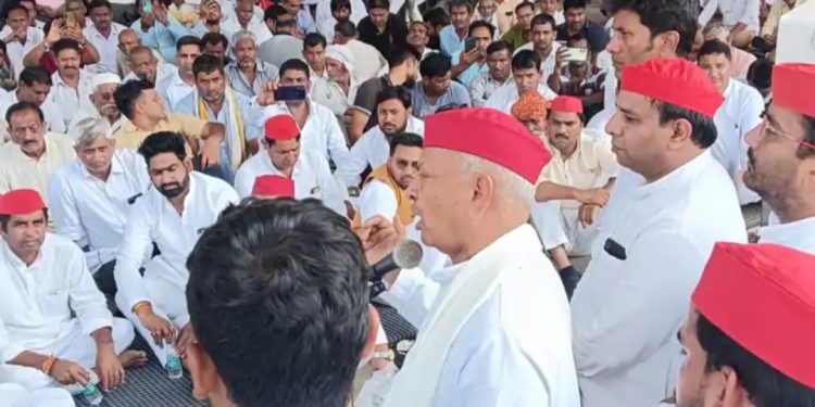 जनता का शोषण कर रही है भाजपा सरकार – नरेश उत्तम पटेल