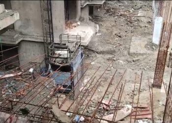 निर्माणाधीन बिल्डिंग की लिफ्ट गिरने से चार मजदूरों की मौत, कई गंभीर रूप से घायल