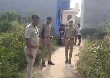 दिनदहाड़े बाइक सवार बदमाशों ने महिला की गोली मारकर की हत्या, पुलिस मामले की जांच में जुटी