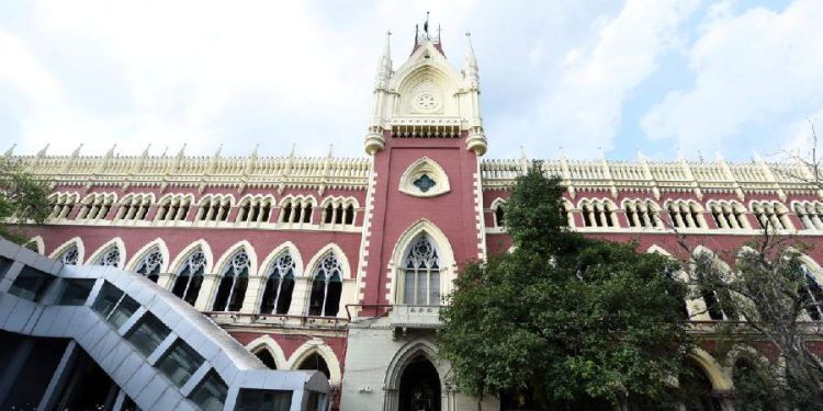 राज्य चुनाव आयोग के खिलाफ अवमानना नोटिस, निकाय चुनाव में केंद्रीय बलों की तैनाती से जुड़ा मामला