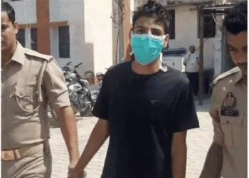 टीचर को गोली मारने वाले स्टूडेंट बोले-लॉरेंस बिश्नोई बनना था:इसलिए हमलाकर वीडियो वायरल की; पुलिस कस्टडी में रोने लगे…कहा- माफ कर दो