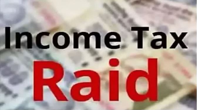 देहरादून और ऋषिकेश में आयकर विभाग की रेड, तीन बिल्डर के ठिकानों से कई दस्तावेज किए जब्त